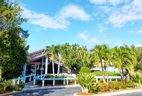 Manatee Island, Fort Pierce FL Waterfront Seafood Restaurant on Hutchinson Island