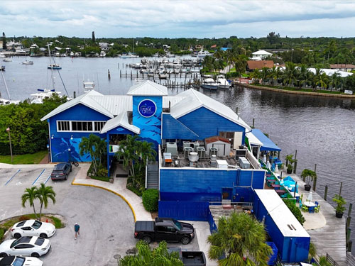 Fysh Bar & Grill Port Salerno FL Seafood restaurant